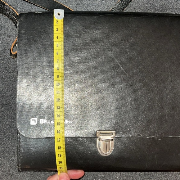 Vintage Bell & Howell camera bag with instructions - Picture 11 of 12